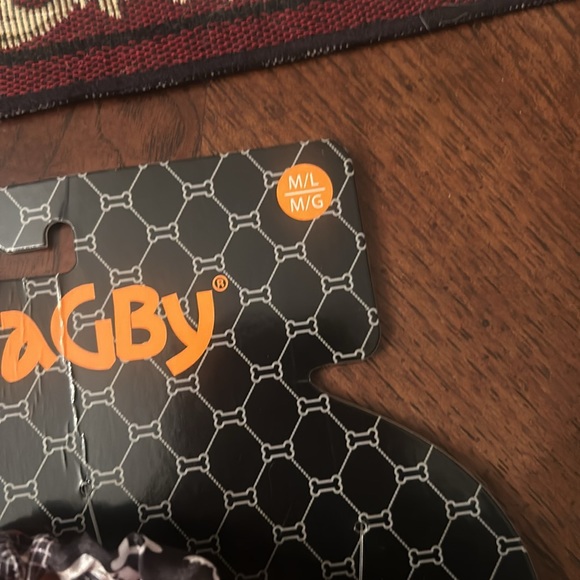 Dog neck scrunchie. Still in packaging .Never used - Picture 3 of 6